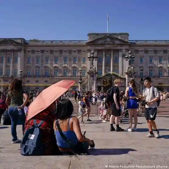 Alerta roja por calor extremo para Inglaterra y Gales